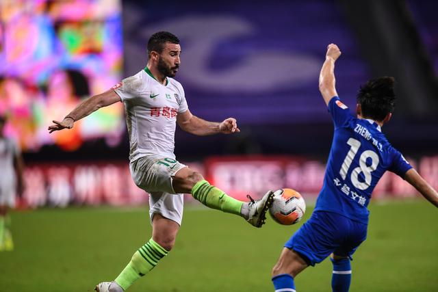 库里39分汤神对阵老东家22分 勇士险胜独行侠